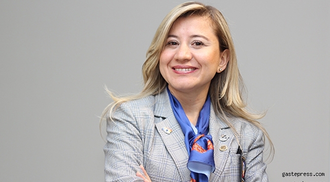 DEVA Partisi Kayseri İl Başkanı Begüm Başmısırlı İstifa Etti!