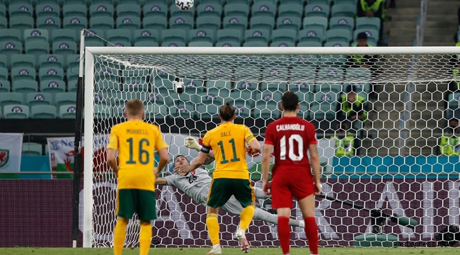 EURO 2020'de kullanılan 5 penaltının 4'ü kaçtı!