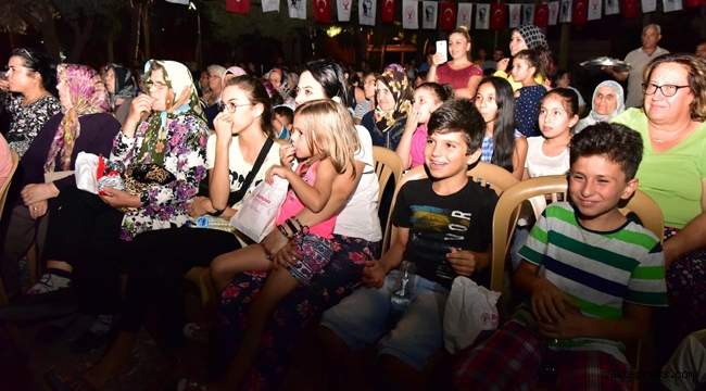 İzmir Bornova'da Nostaljik Açıkhava Sinema Günleri Başlıyor!