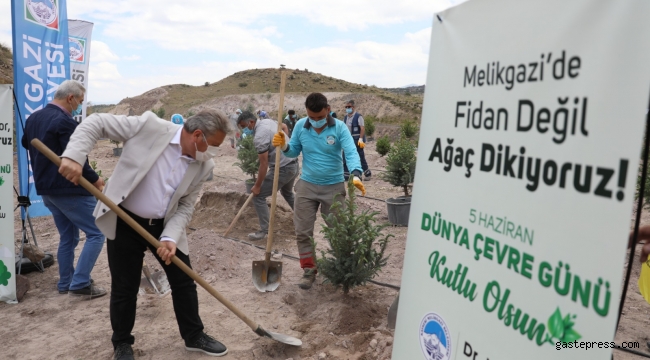 Kayseri Melikgazi Belediyesi'nden Çevre gününe özel ağaç dikme etkinlliği!