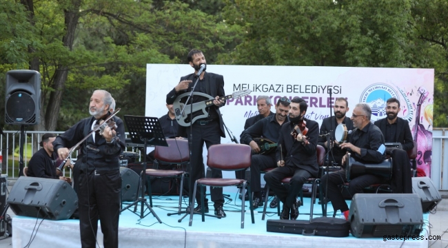 Kayseri Melikgazi'de yaz akşamlarında parklarda açık hava konserleri!
