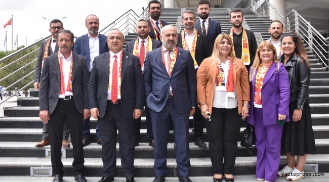 Kayserispor'da Berna Gözbaşı yeniden başkan!