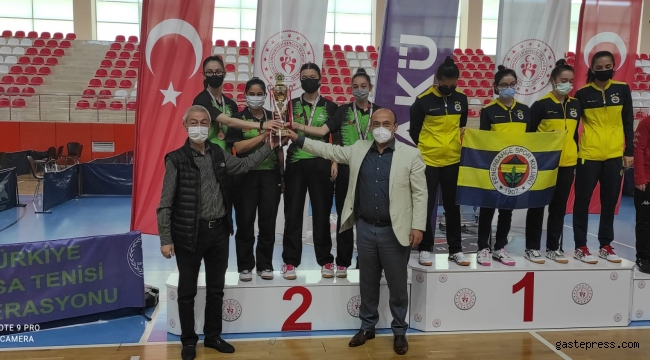 Kocasinan, Süper Lig'de Şampiyonluğunu kıl payı kaçırdı!