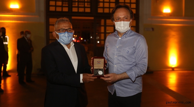 Memduh Büyükkılıç'tan Kayseri Tren Garı'nda Gece Mesaisi!