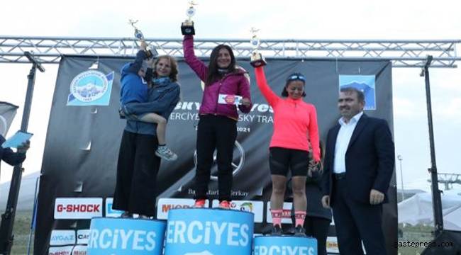 5. Uluslararası Erciyes Ultra Sky Trail Dağ Maratonu, Kayseri'de start aldı!