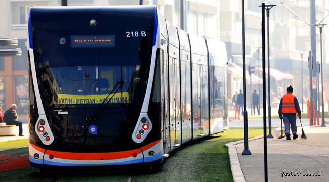 Antalya Büyükşehir'in toplu ulaşım araçları 15 Temmuz'da ücretsiz! 