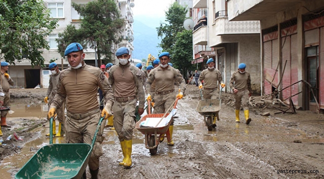 Artvin'de sel afetinin bilançosu ağır!