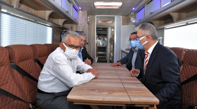Başkan Büyükkılıç, doğal afetlere karşı tasarlanan aracı inceledi!