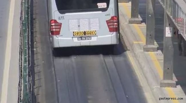 İstanbul'daki aşırı sıcaktan asfaltlar eridi!