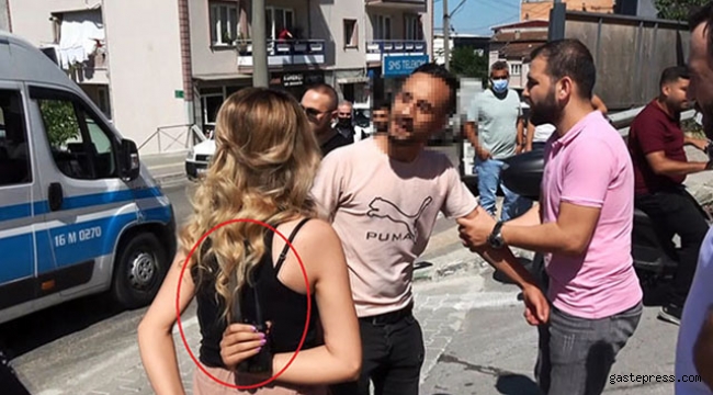 Kadına bıçaklı şiddeti DHA muhabirleri önledi!