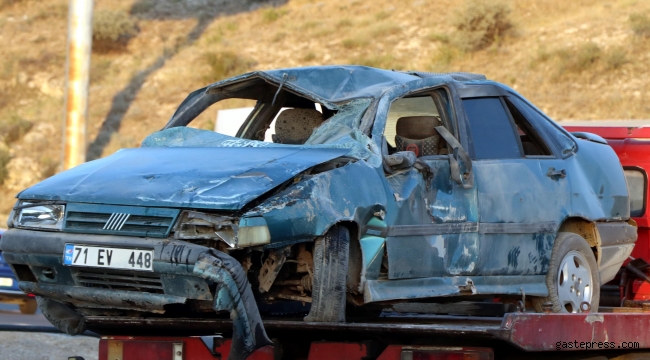 Kayseri’de refüje çarpan otomobil takla attı: 5 yaralı