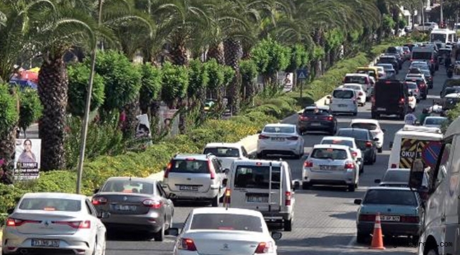 Marmaris ve Datça'ya tatilci akını var!
