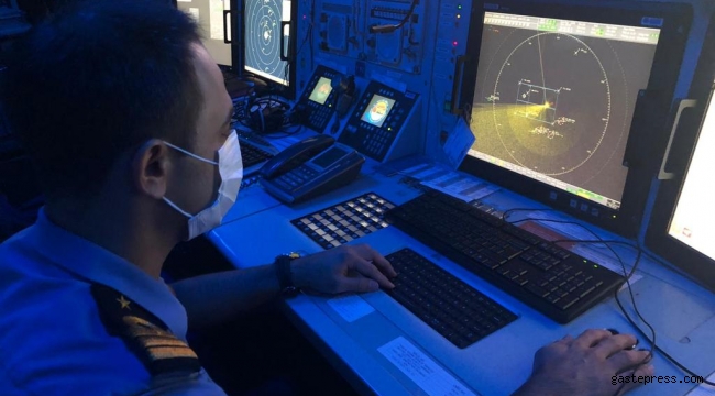 MSB: Kaş açıklarında, içinde 45 kişi bulunan tekne battı!