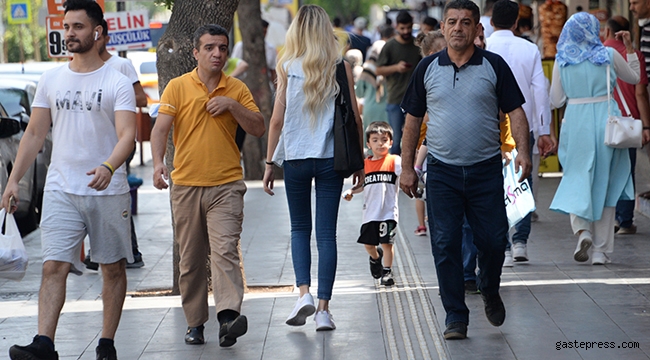 Vaka artışında pik, Aşılamada ise dip!