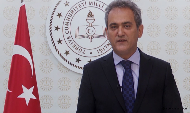 Bakan Mahmut Özer: "Okulda maske takılacak, girişler sınırlandırılacak"