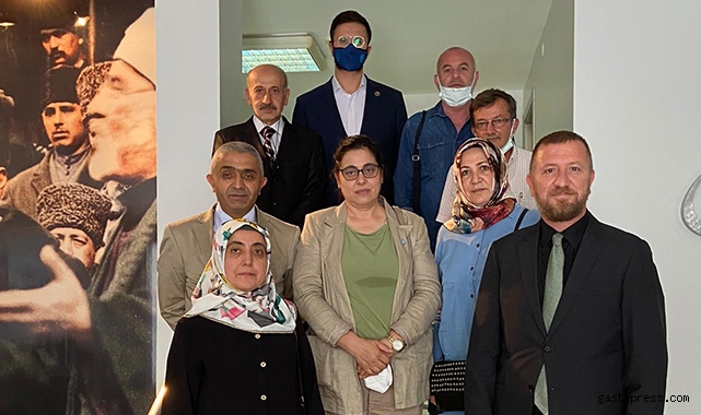 İYİ Partili Dağ ve Yönetiminden Deniz Çağan'a ziyaret!