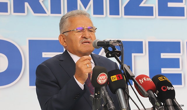 Kayseri Büyükşehir 6 Traktörü daha Çiftçinin hizmetine sundu!
