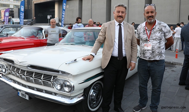 “Kayseri Klasik Otomobil Festivali" Başladı!