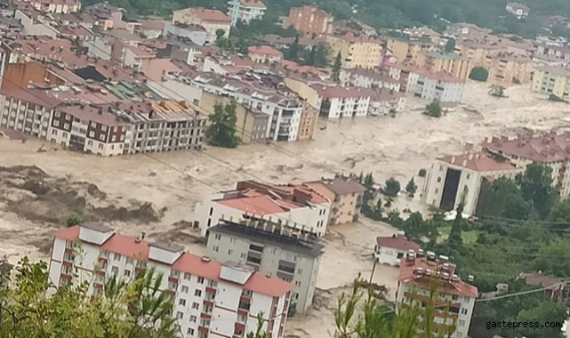 Sel felaketinde can kaybı 62'ye yükseldi!