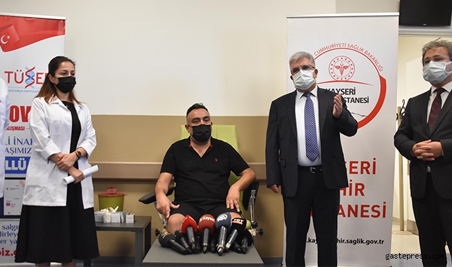 Turkovac aşısının Faz 3 aşamasında ilk dozu Kayseri'de de uygulandı!