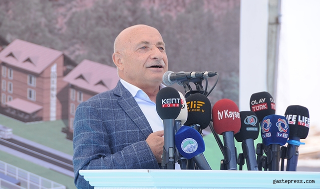 AK Parti'li Tamer: Entübe hastaların yüzde 98'i hiç aşı olmamış!