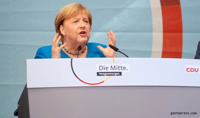 Angela Merkel, Almanya'da son mitingine çıktı!