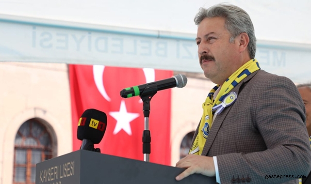 Başkan Palancıoğlu Kayseri Lisesi Mezunları buluşmasına katıldı!