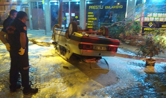 Direksiyonda rahatsızlanan epilepsi hastası kaza yaptı: 2'si çocuk 3 yaralı!