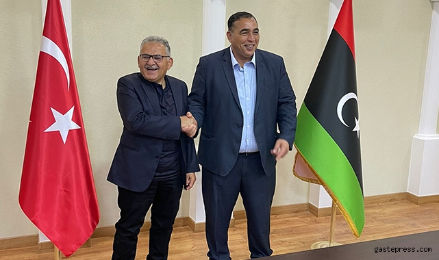 Kardeş şehir başkanları Libya'da buluştu