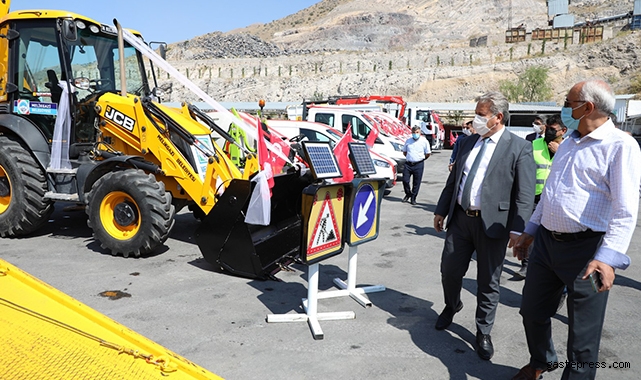 Kayseri Melikgazi Belediyesi daha seri hizmet için 10 adet araç satın aldı!