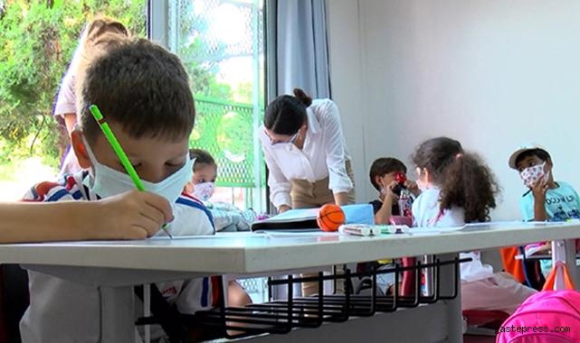 MEB, 81 ile pozitifli vaka durumunda uygulanacak tedbirleri içeren rehber gönderdi