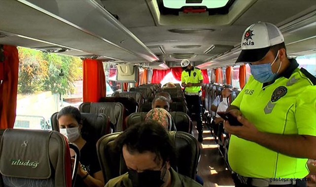 Otogarda PCR testi yaptırmayanlar ve aşısızlar otobüslerden indirilmeye devam ediyor!