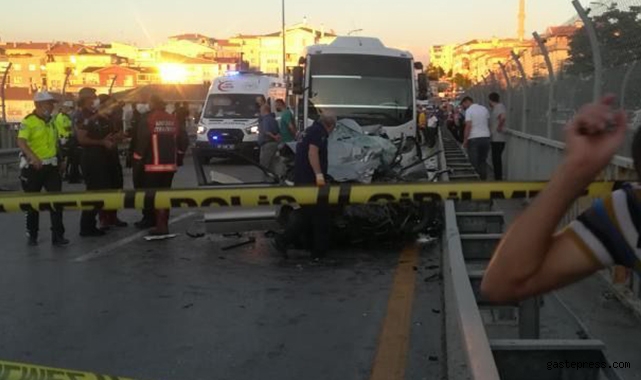 Otomobildeki 5 kişi öldü