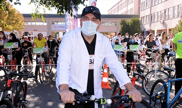 Sağlık çalışanları, 'Doktorlar Bisiklet Turu'nda pedal çevirdi!