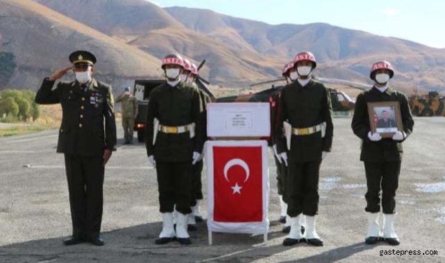 Şehit uzman çavuş için Hakkari'de uğurlama töreni!