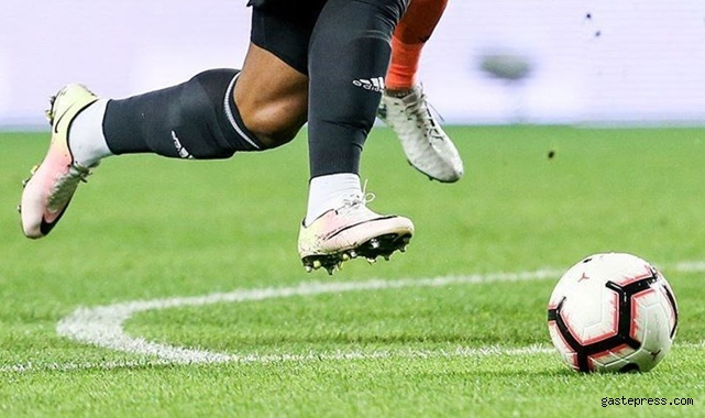 Süper Lig'de ilk yarıda oynanacak olan derbilerin tarih ve saati belli oldu!