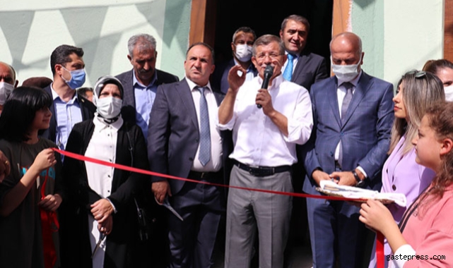 Davutoğlu, Ağrı'da partisinin il başkanlığını açtı!