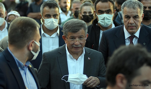 Davutoğlu: Ben değil, onlar ihanet etti!