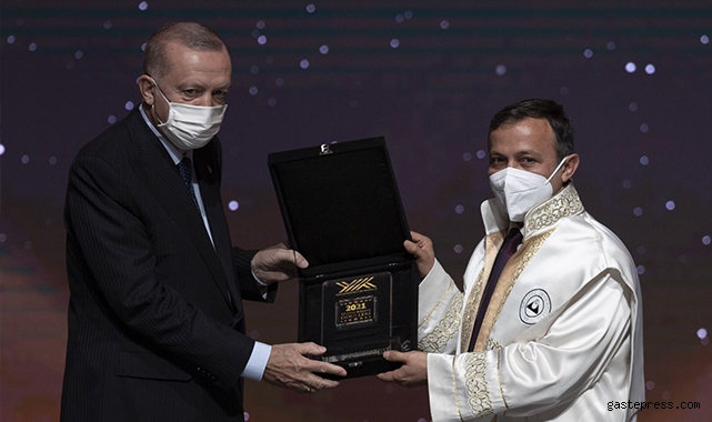 ERÜ'ye 'Turkovac' ödülü!