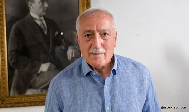 Eski İçişleri Bakanı Sadettin Tantan: Tayyip Erdoğan panik içinde!