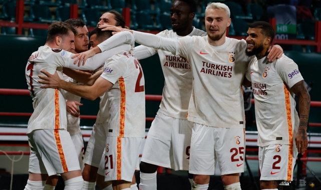 Galatasaray, Moskova'dan 3 puan alarak yine lider dönüyor!