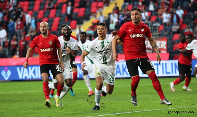 Gaziantep FK, Giresunspor karşısında 1 puanı uzatmalarda kurtardı!
