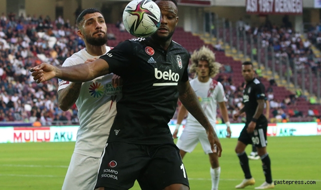 Hatayspor'a kaybeden Beşiktaş zirveyle arayı açtı!
