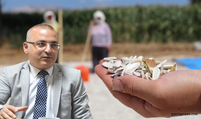 İYİ Partili Erhan Özhan, "Ay çekirdeği ve Kabak çekirdeğinde Kayseri Marka olmalı"