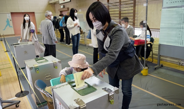 Japonya genel seçim için bugün sandık başında!