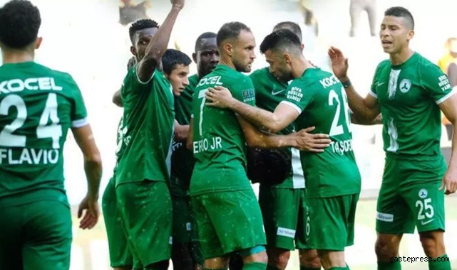 Karadeniz derbisinin galibi sahasında Rize'yi yenen Giresunspor oldu!