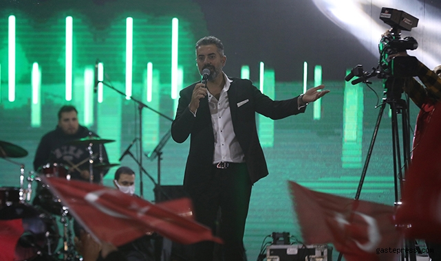 Kayseri Talas'ta muhteşem Cumhuriyet Konseri!