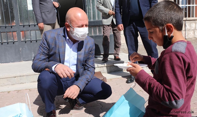 Kocasinan Belediyesi'nde Ahmet Başkan, "Çocuklarımızı Mutlu Etmek İçin Çalışıyoruz"