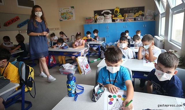 Milli Eğitim Bakanlığı Kasım ayında yüz yüze eğitime ara veriyor! 