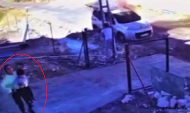 Annenin dikkati... Dumanı gördü, yanan araçtan oğlunu kurtardı!